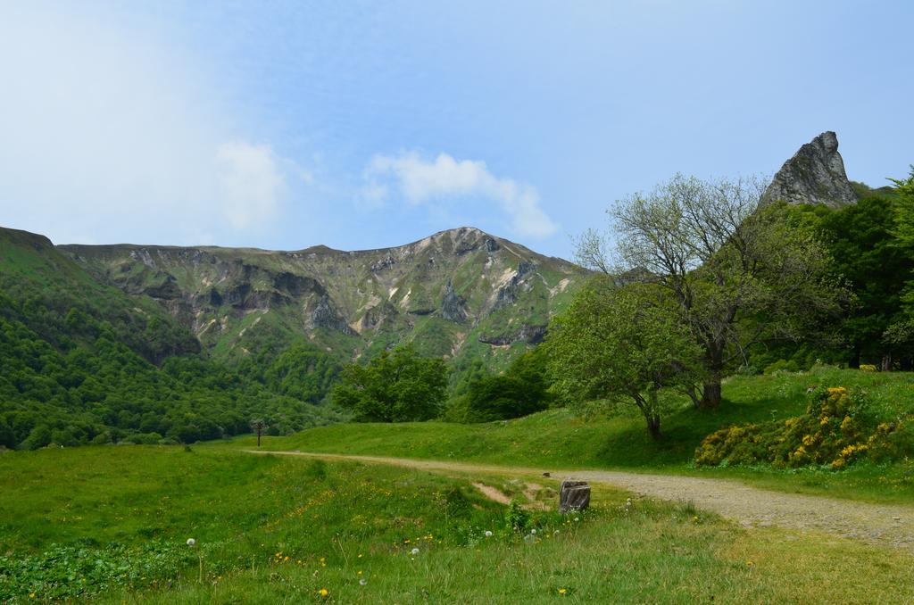 La Bonne Hotesse Chambon-sur-Lac
